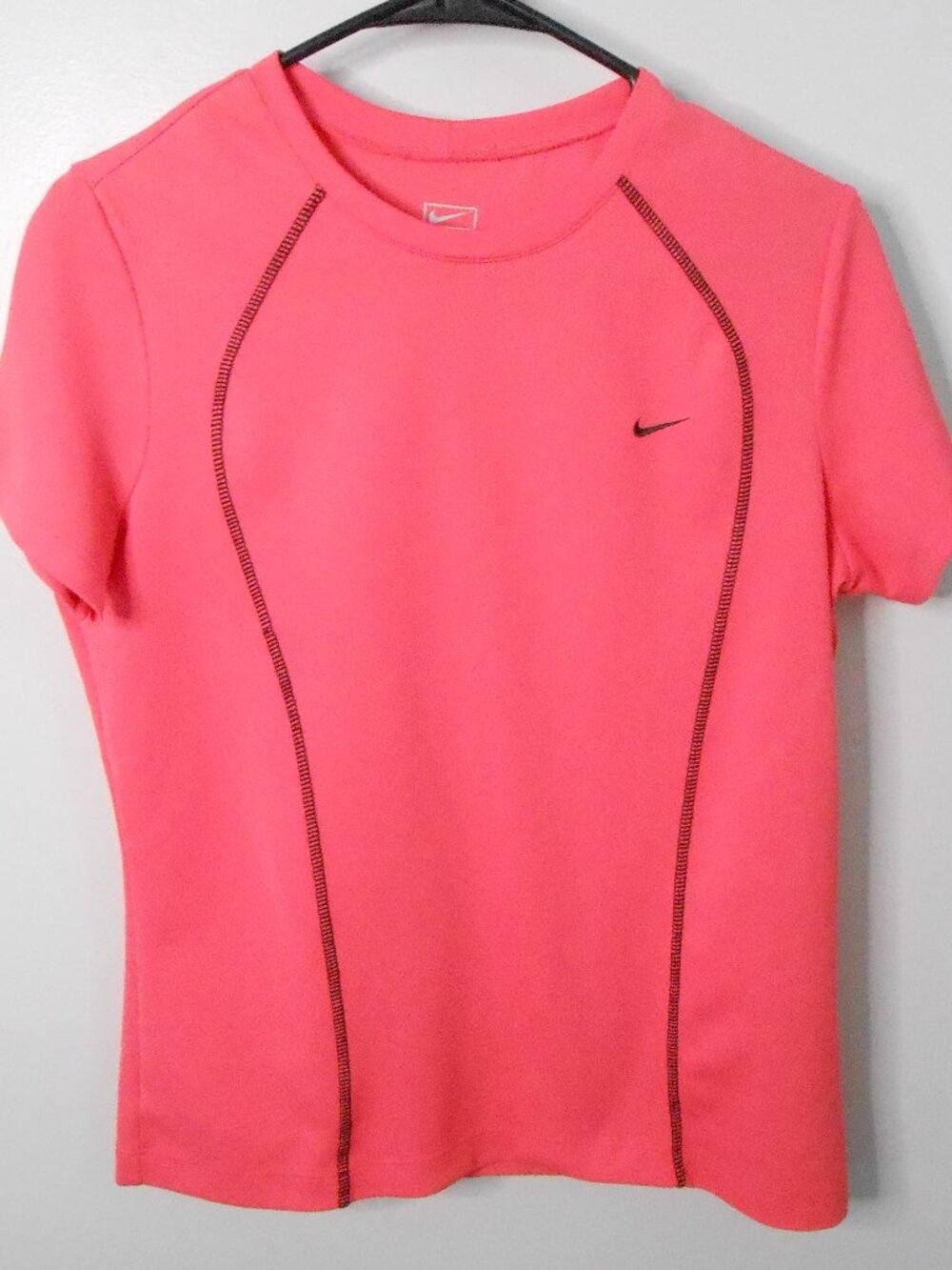 Nike Logo Women's Performance Coral Orange Short Sleeve Top Size-M (8-10)